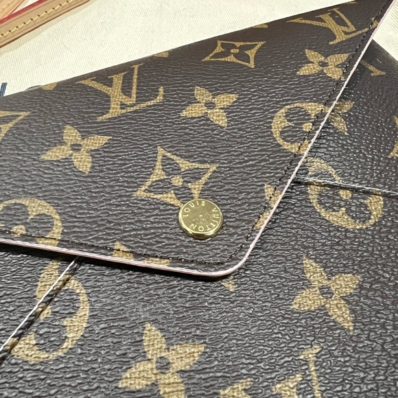 Louis Vuitton Pochette Kirigami (Large) - Picture 4 of 10